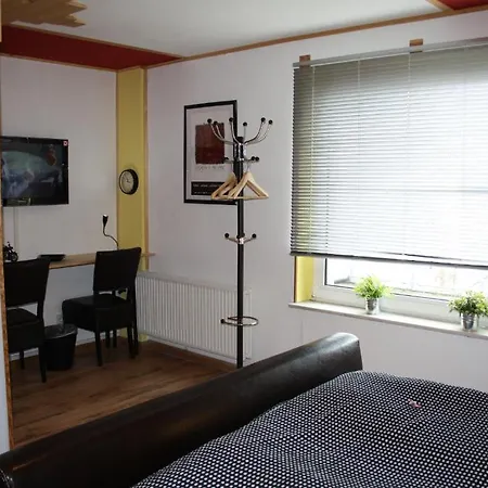 Hotel Artfarm Hotel 3*